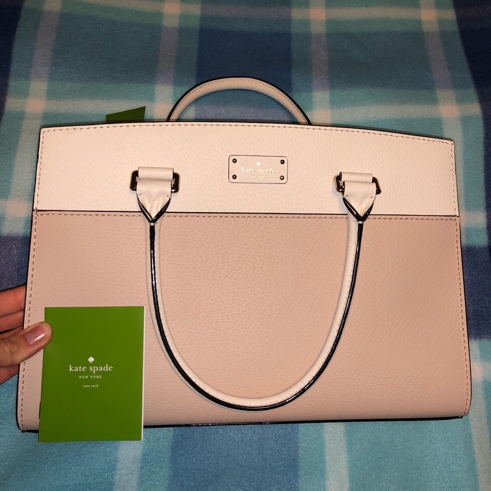Gorgeous Kate spade crossbody purse